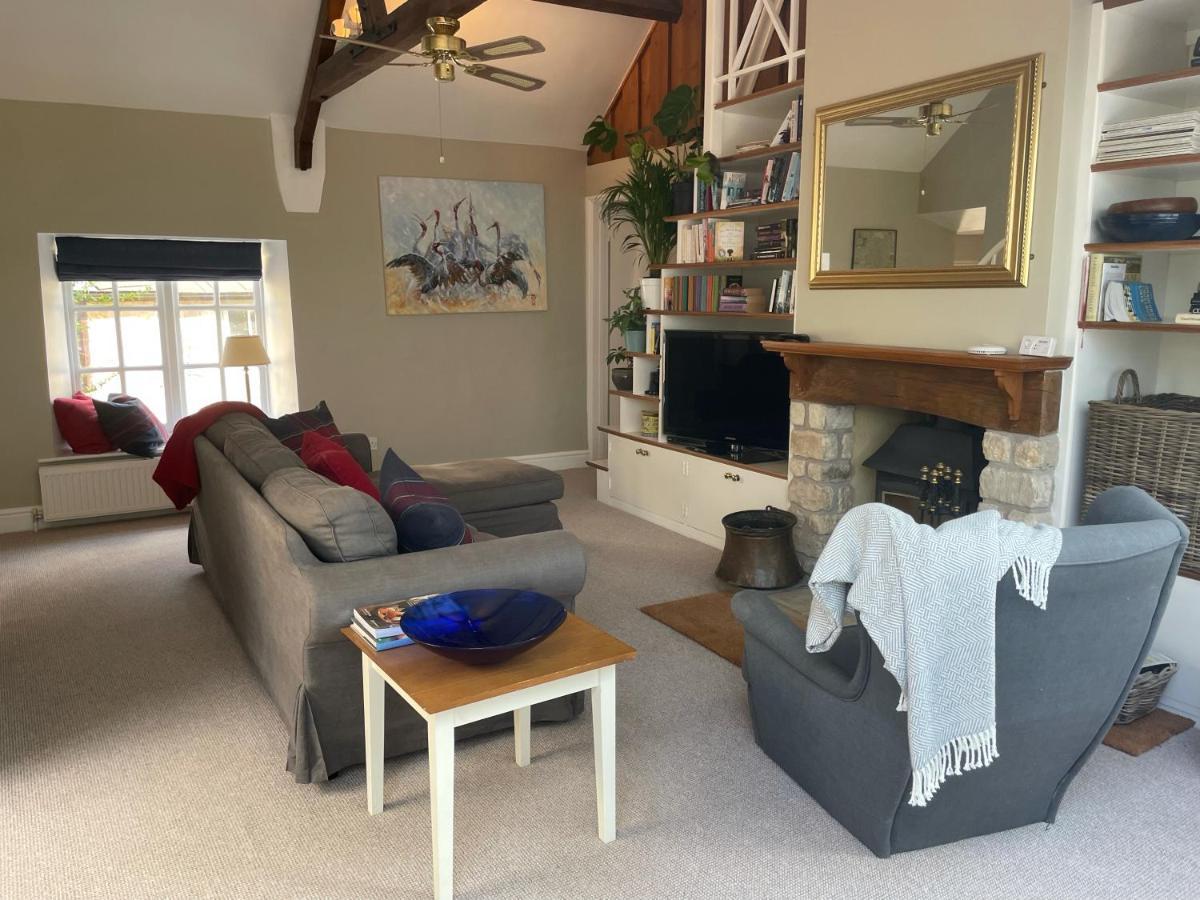 Gorgeous Country Cottage On Outskirts Of Bath With Wood Fired Hot Tub Midford Экстерьер фото